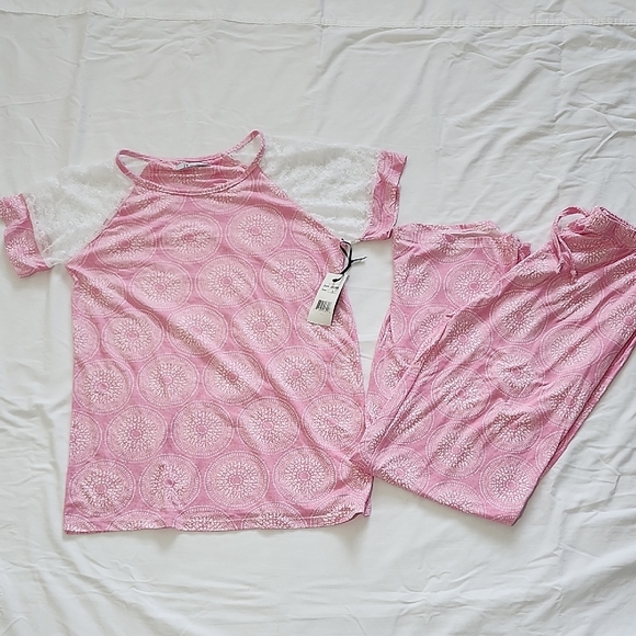 Joan Vass Other - Joan Vass Pink and White Patterned Pajama Set
